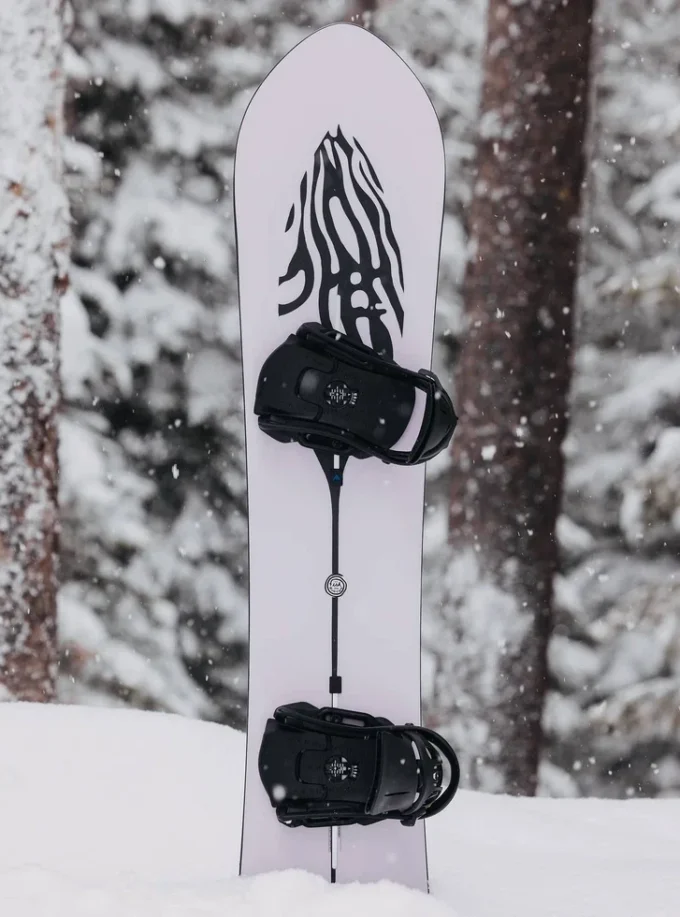 Burton 3D Fish Directional Flat Top Snowboard
