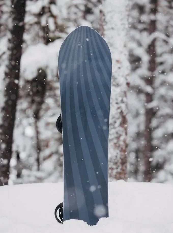 Burton 3D Fish Directional Flat Top Snowboard