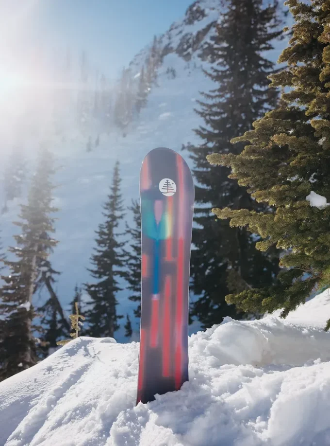 Burton Family Tree Gril Master Camber Snowboard
