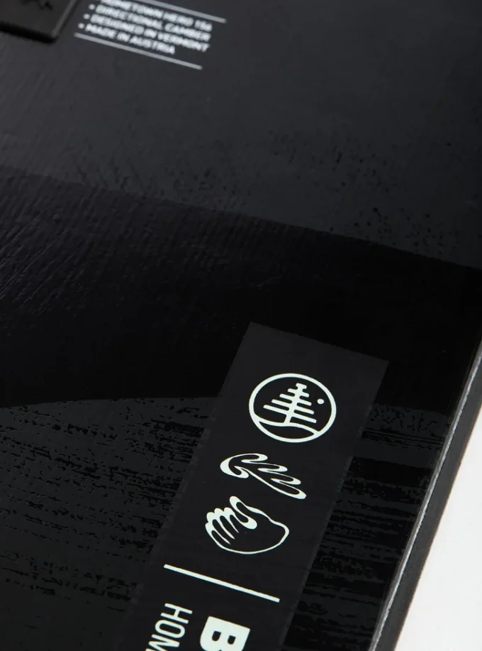 Burton Family Tree Hometown Hero Camber Snowboard