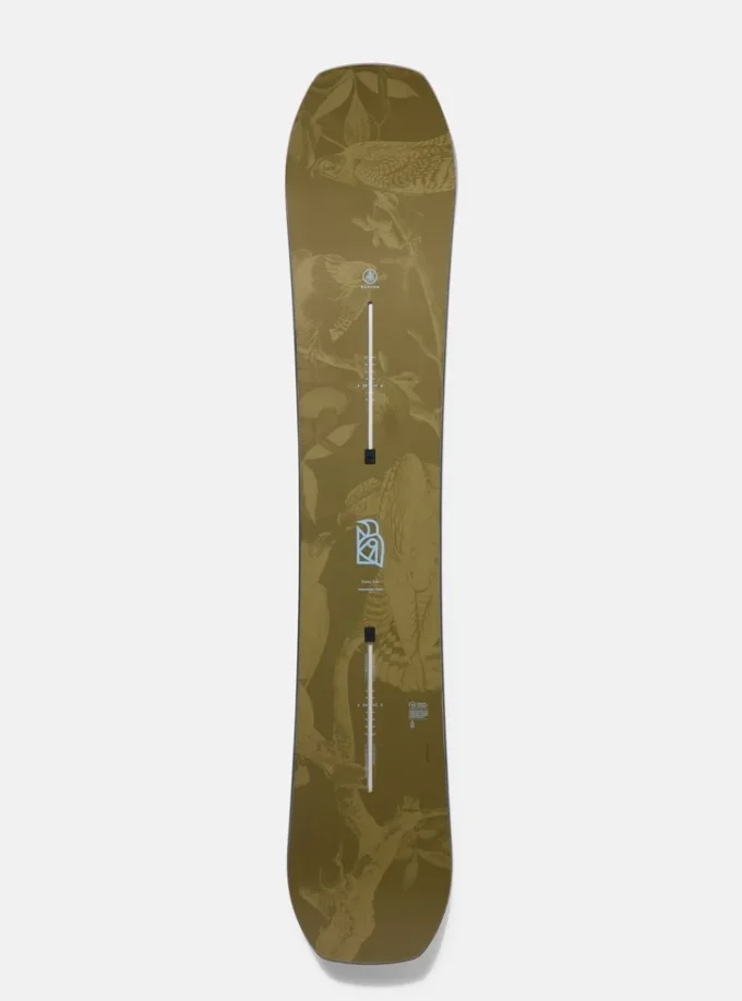 Burton Family Tree Hometown Hero Camber Snowboard