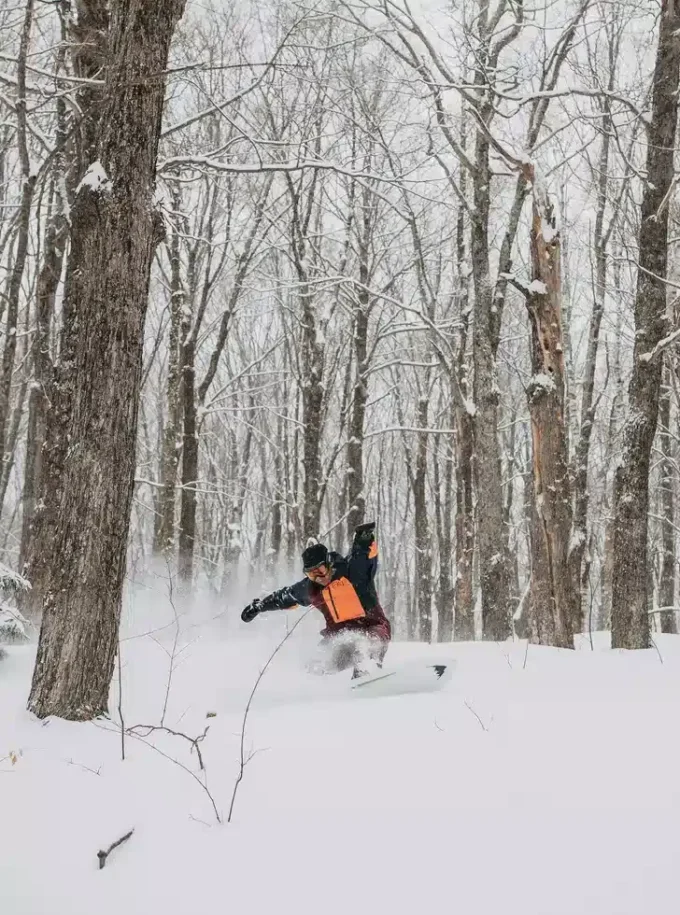 Burton Family Tree Resonator Pow Surfing Snowboard