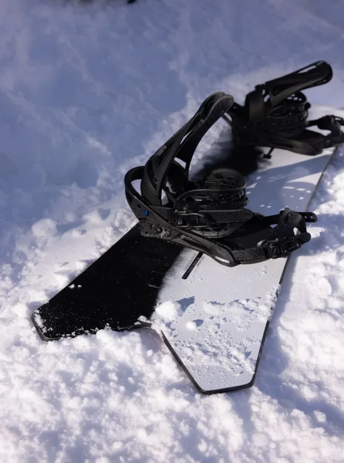 Burton Family Tree Short Stop Flat Top Snowboard