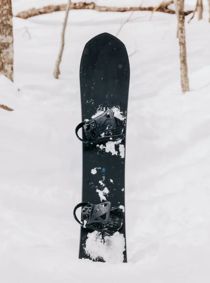 Burton Family Tree Straight Chuter Camber Snowboard