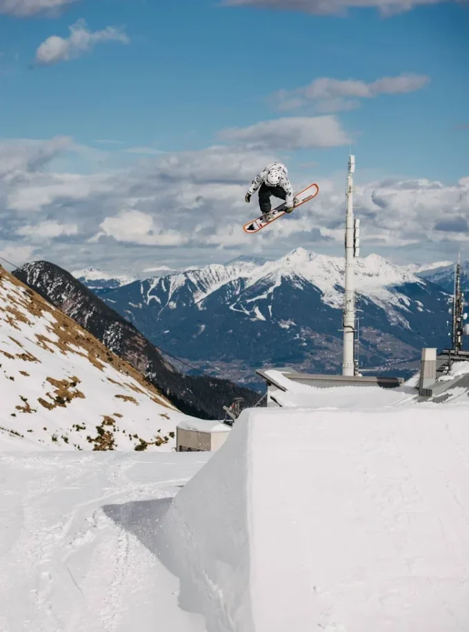 Burton Good Company Camber Snowboard