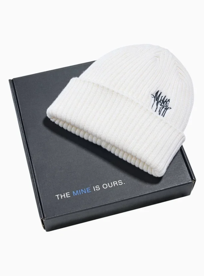 Burton MINE77 Knit Beanie