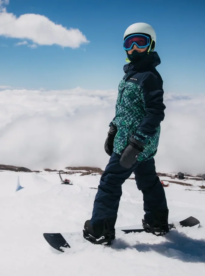 Kids’ Burton Custom Smalls Camber Snowboard