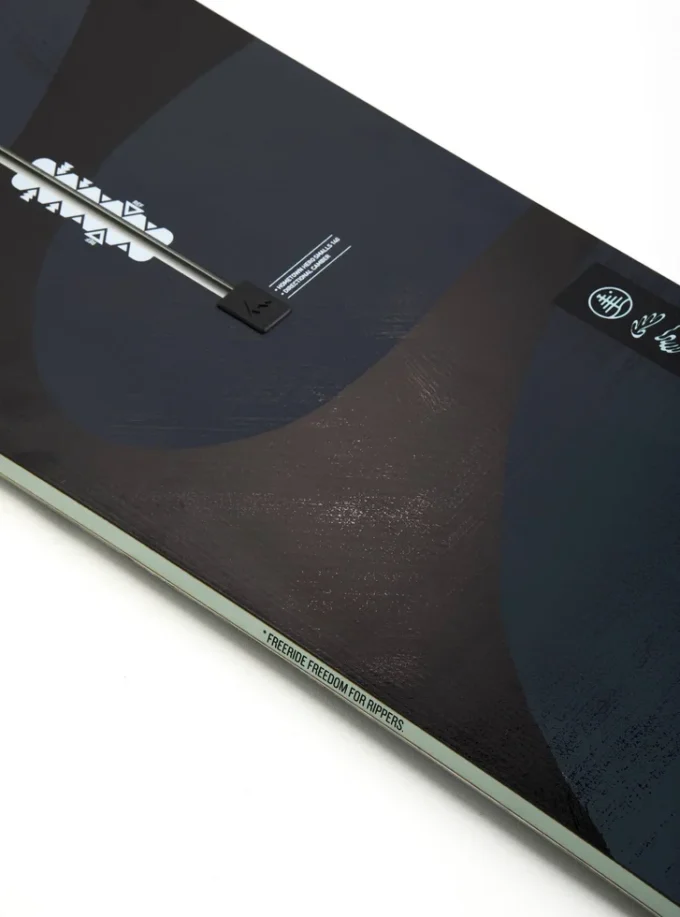 Kids’ Burton Family Tree Hometown Hero Camber Snowboard