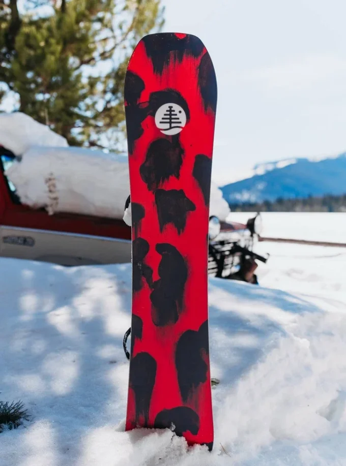 Kids’ Burton Family Tree Hometown Hero Camber Snowboard
