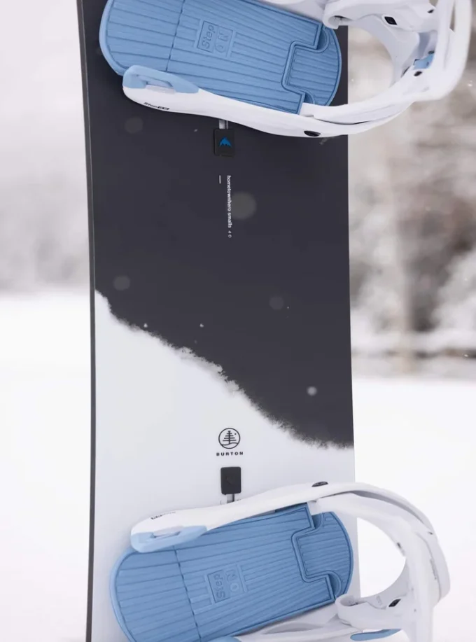 Kids’ Burton Family Tree Hometown Hero Smalls Camber Snowboard