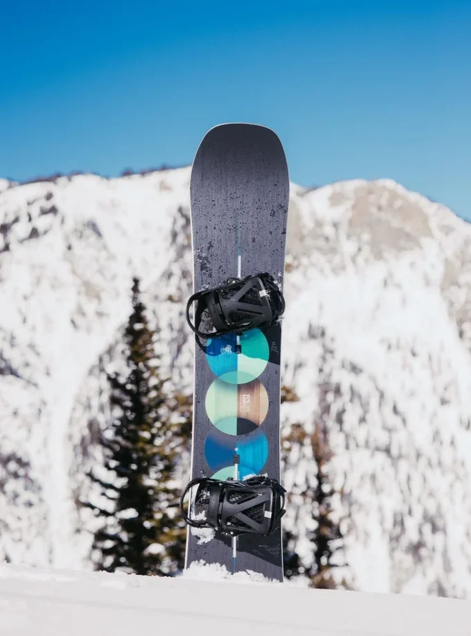 Men’s Burton Custom Camber Snowboard (2nd Quality)
