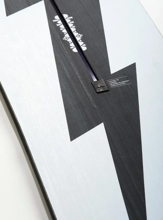 Men’s Burton Custom Camber Snowboard