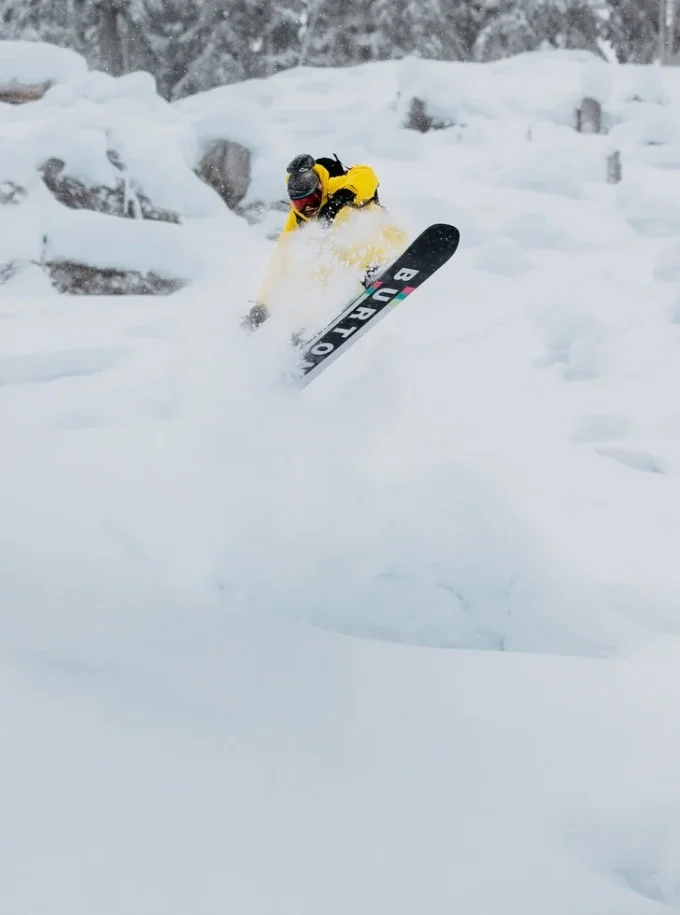 Men’s Burton Custom Camber Snowboard