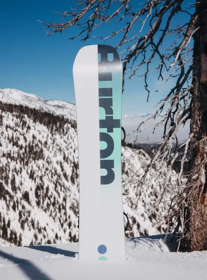 Men’s Burton Custom Camber Snowboard