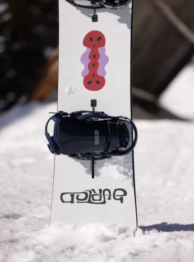Men’s Burton Free Thinker Camber Snowboard