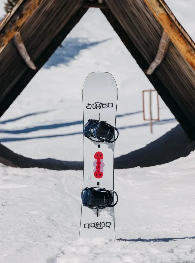 Men’s Burton Free Thinker Camber Snowboard
