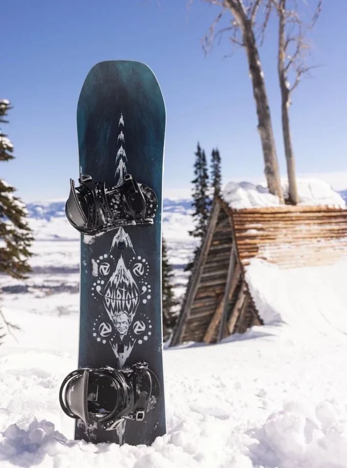 Men’s Burton Free Thinker Camber Snowboard