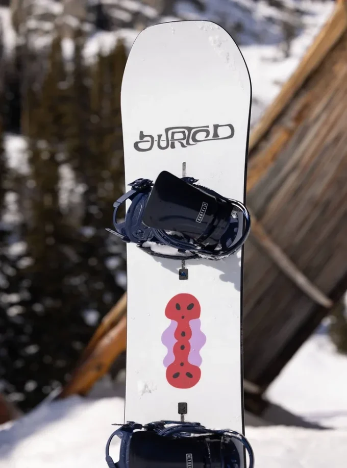 Men’s Burton Free Thinker Camber Snowboard