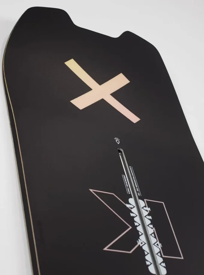 Men’s Burton Skeleton Key Camber Snowboard