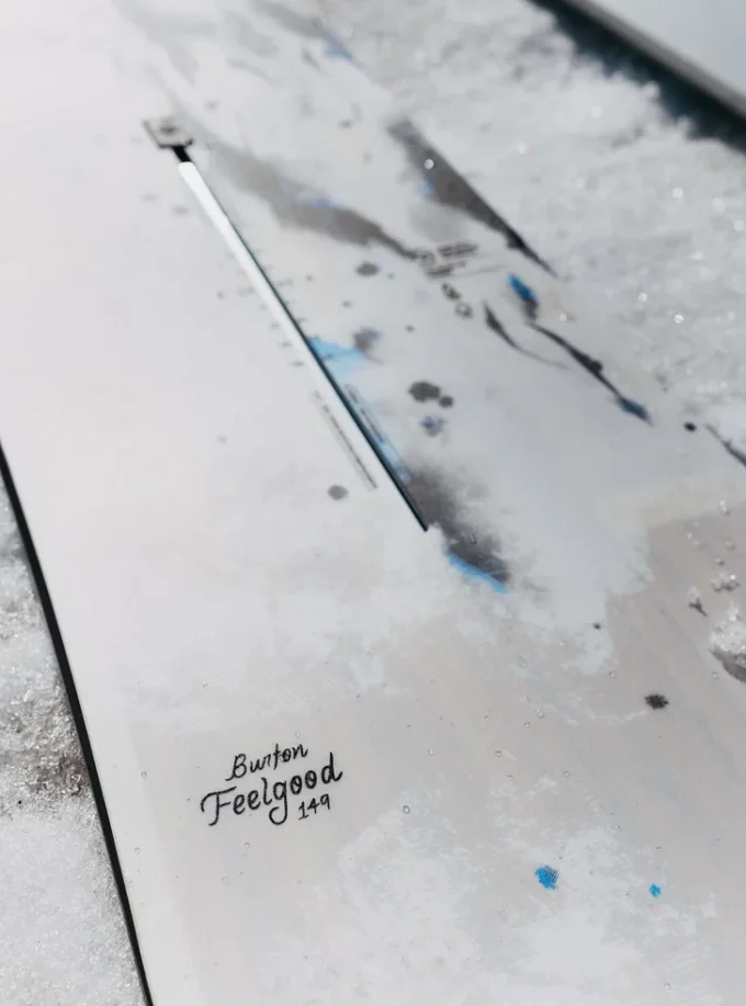 Women’s Burton Feelgood Camber Snowboard