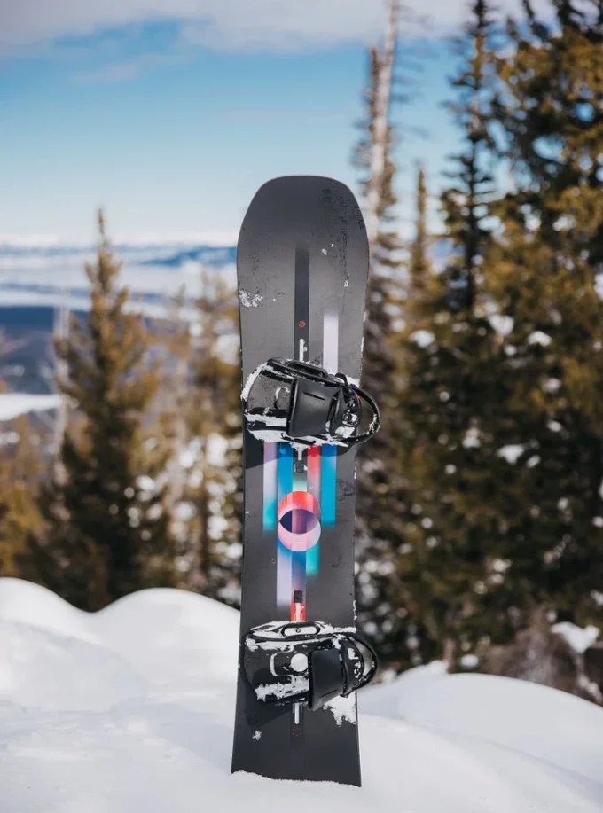 Women’s Burton Feelgood Flying V Snowboard