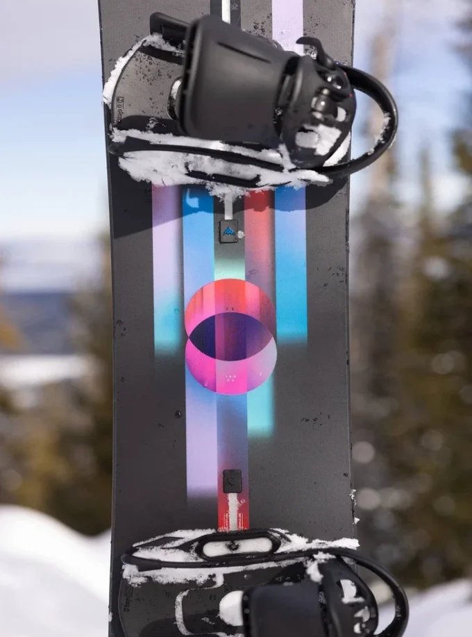 Women’s Burton Feelgood Flying V Snowboard