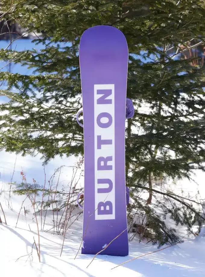 Women’s Burton Hideaway Flat Top Snowboard