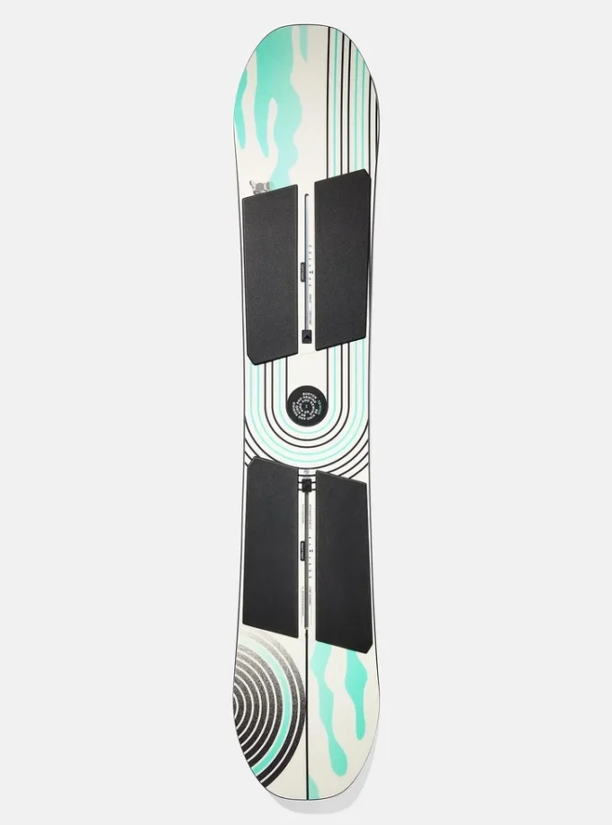 Women’s Burton Rewind Camber Snowboard
