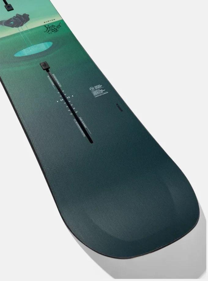 Women’s Burton Yeasayer Camber Snowboard