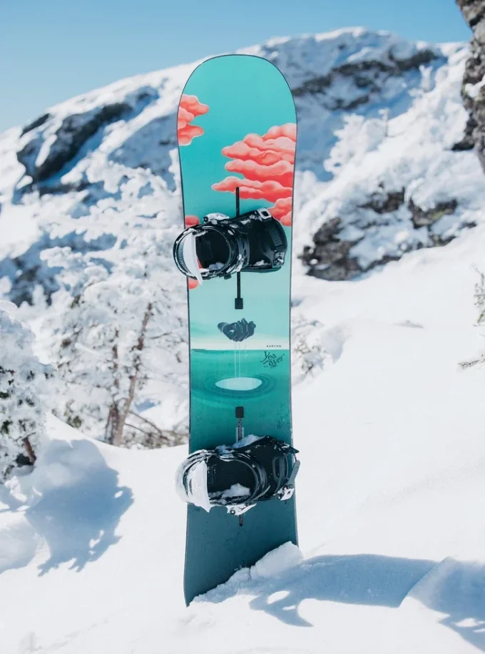 Women’s Burton Yeasayer Camber Snowboard