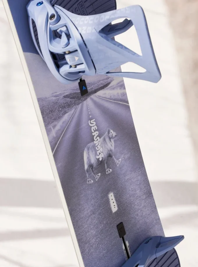 Women’s Burton Yeasayer Flying V Snowboard