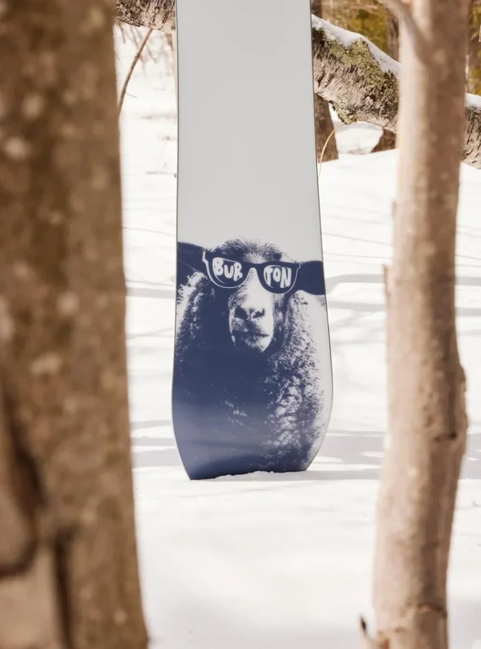 Women’s Burton Yeasayer Flying V Snowboard